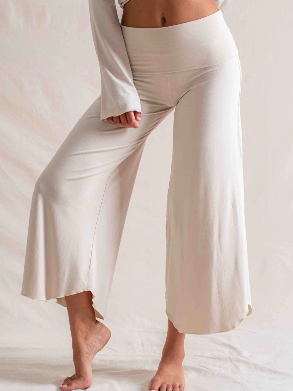 Índigo Luna Layla Flare Pearl